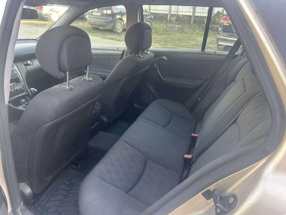 Vând/schimb Mercedes-Benz