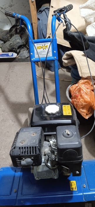 Мотоблок " Крот " Продам.