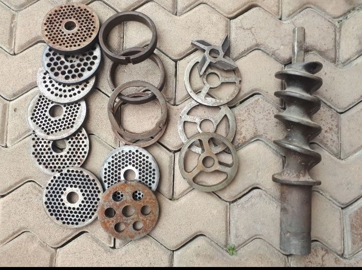 Мясорубка  М-500