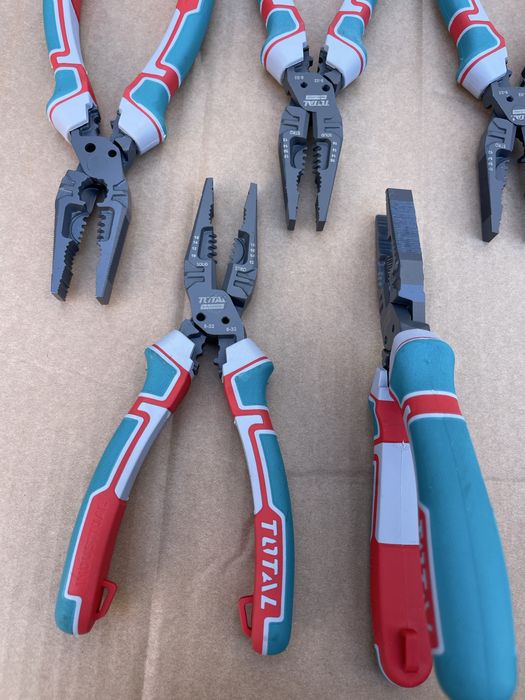 Patent Total Industrial,  8 functii