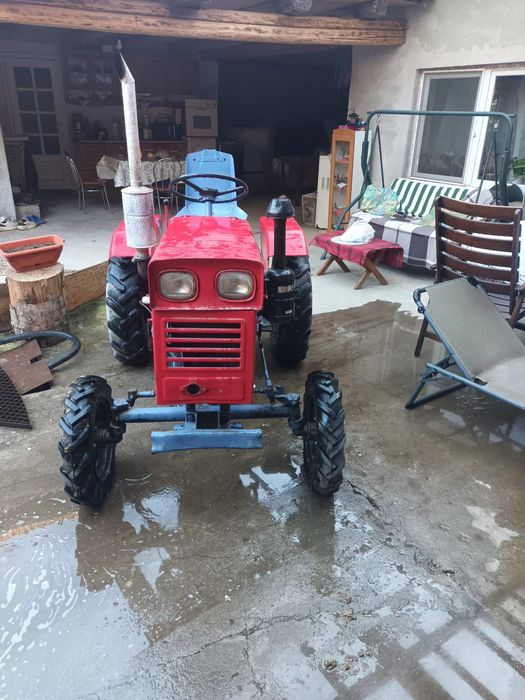 Vând tractor 15 cp