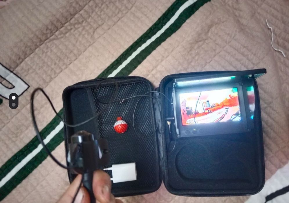 Эхолот и подводная камера