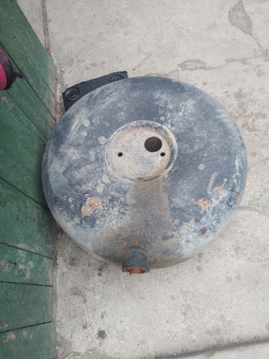 Продам срочно газ баллон