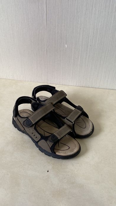 Сандалетки от юничел