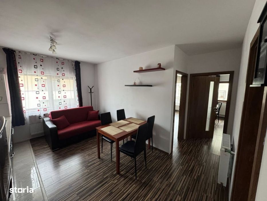 Apartament 3 camere 51mp, balcon, parcare, zona Grand Hotel Italia