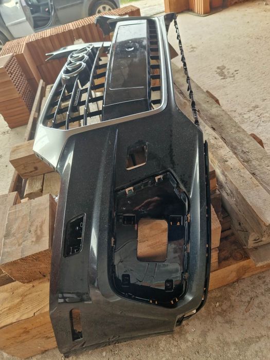 Предна броня Audi Q3 фейслифт