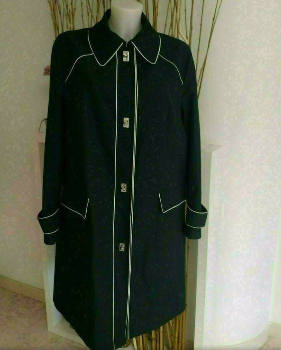 Тренч Luisa Spagnoli 44 размер
100 лв