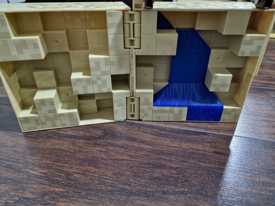 Casetă figurine mici Mindcraft