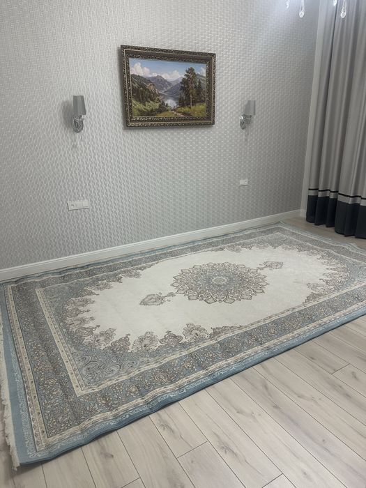 Ковер для дома , состояние отличное