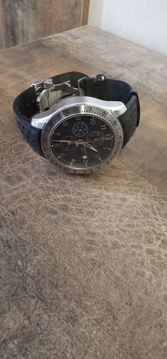 Продам часы Tissot