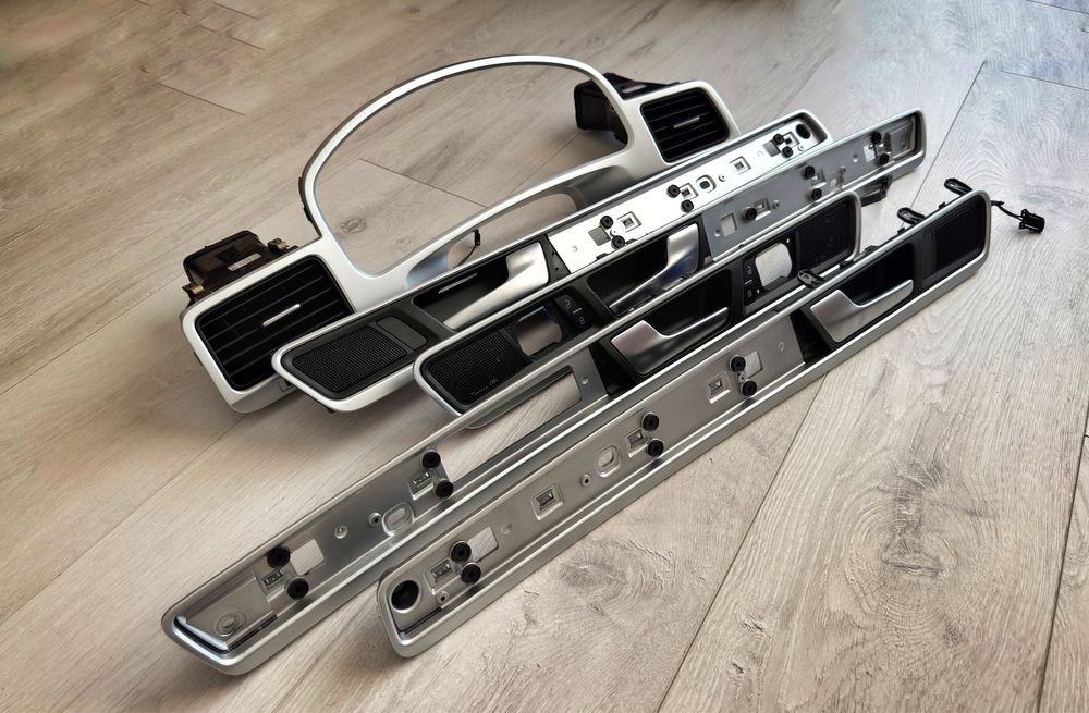 Ornamente bord consola Touareg 7P