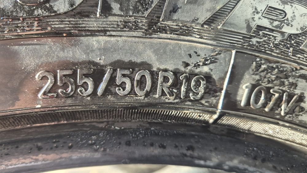 Зимни гуми 255 50 19