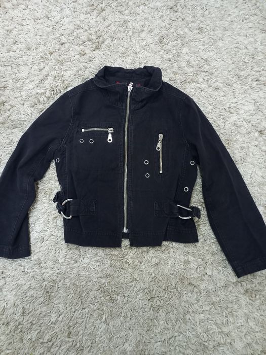 Куртки на девочку