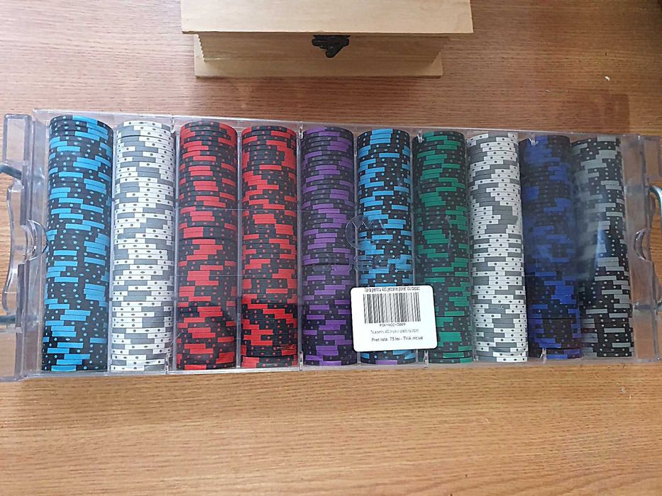 Jetoane poker, grele, tip ceramică + buton WSOP + cărți PokerStars