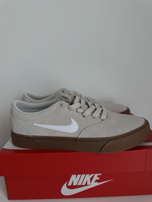 Кроссовки Nike, новые , р- р 38.5-39
