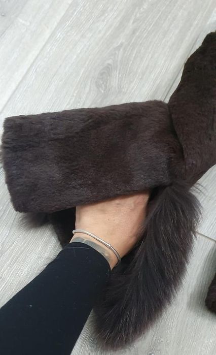 Haina de lux chinchilla rex cu guler de vulpe