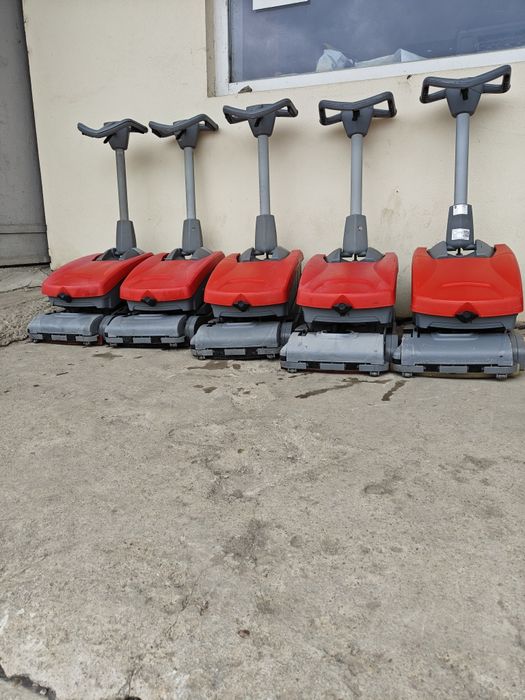 Masina spalat pardoseli Hako rolly