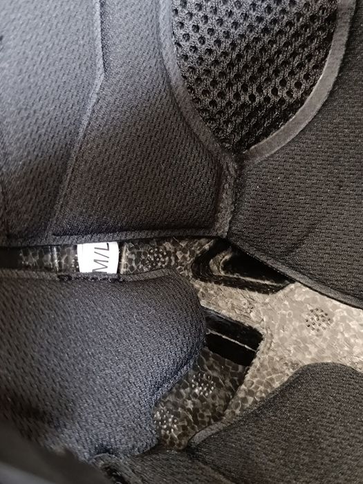 Лыжный шлем от бренда RUROC