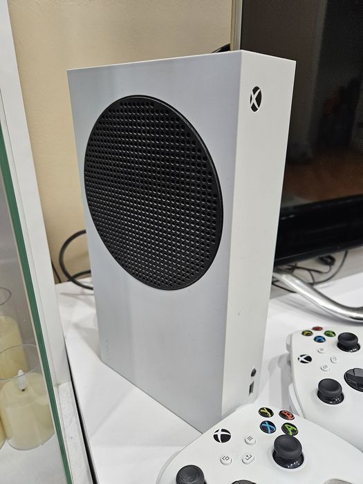 Продам xbox series s