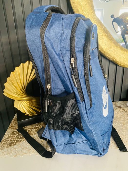 Ghiozdane de școală nike