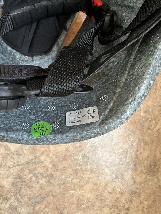 Шлем детский новый