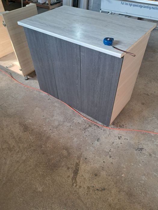 Мебель Кухонный гарнитур, отдельно кухонные столы