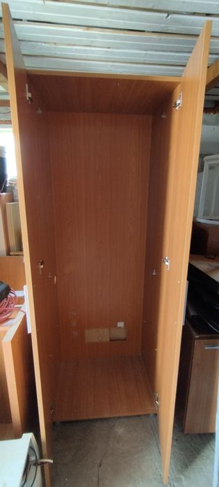 Șifonier  solid  culoare deschisa