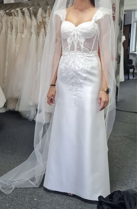 Rochie de mireasă la comandă, tip sirenă