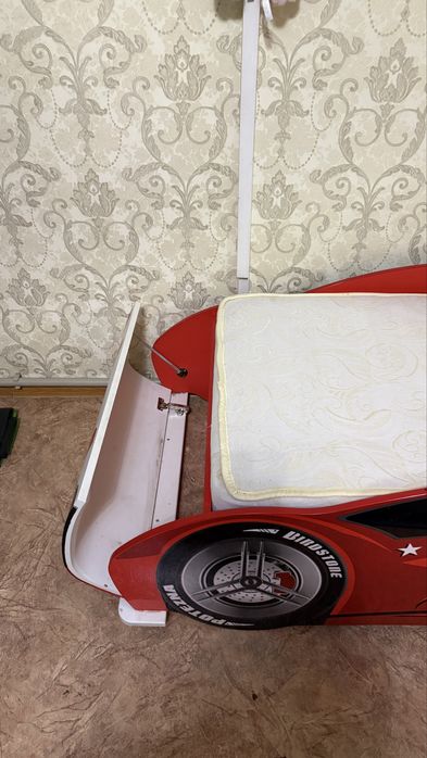 Срочно продам детскую кроватку