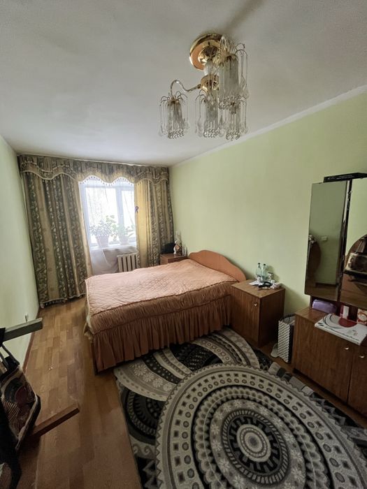 Продам 2-комнатную квартиру