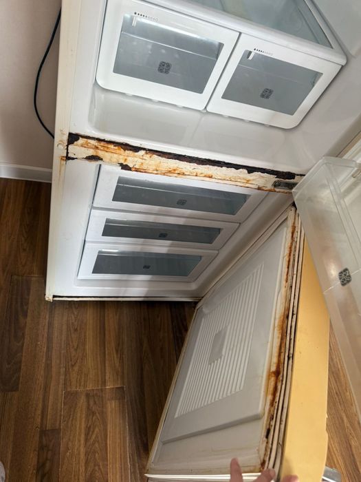 Пролдам холодильник