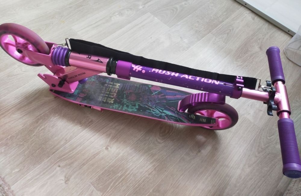 Самокат для девочки