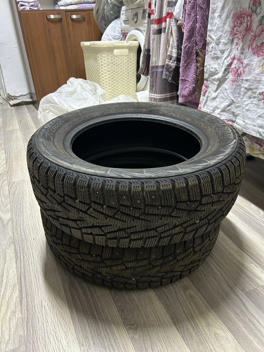 215 60 R16 зимняя шипованая