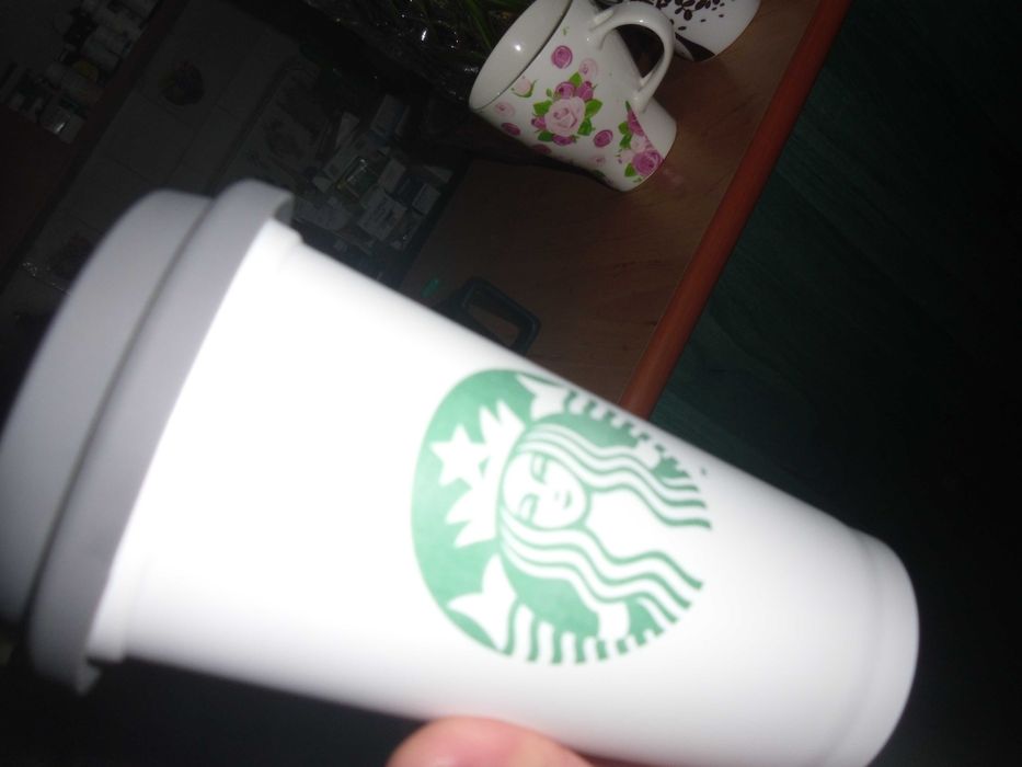 Set Starbucks cani  .mari