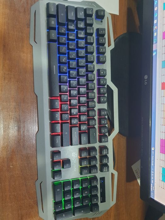 Клавиатура rgb с подсветкой