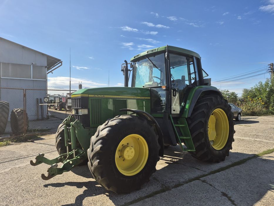 Tractor John Deere 6506 cu tiranți frontali