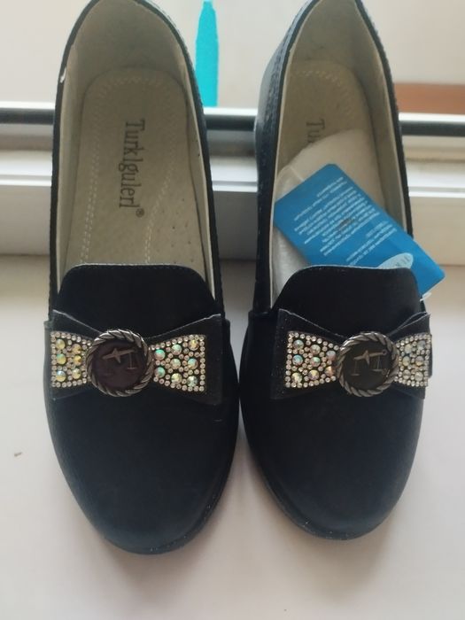 Детские туфли новые