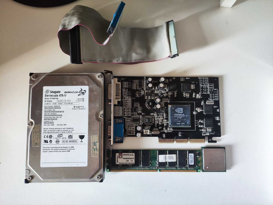 Комплект для ПК (Celeron 1.7 GHz, FX5500, DDR1 512MB, рабочий HDD)