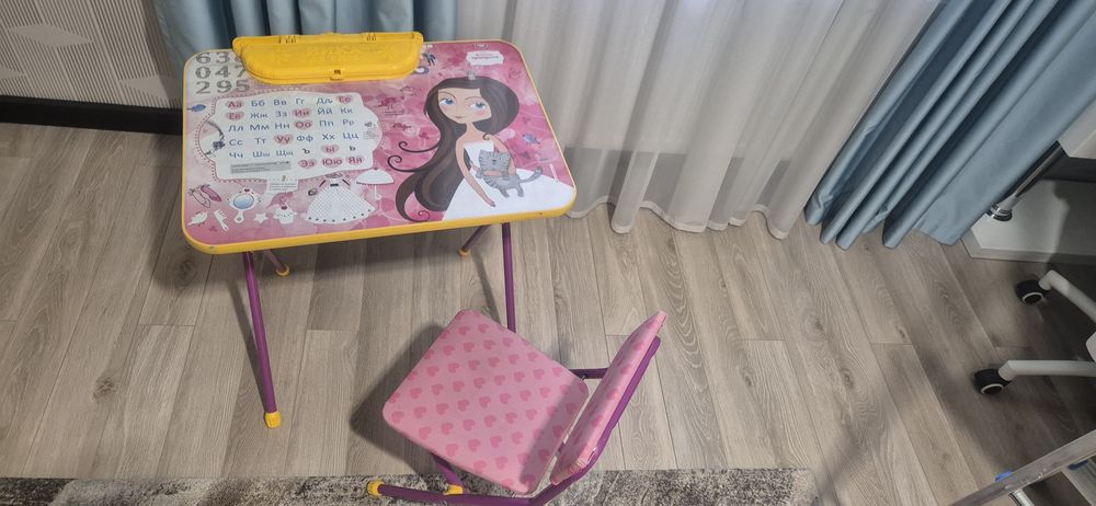 Парта детская со стулом Nika