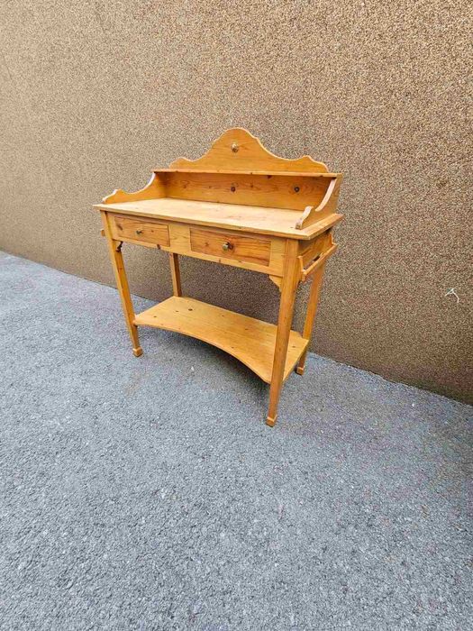 Ретро шкаф (конзола) с чекмеджета