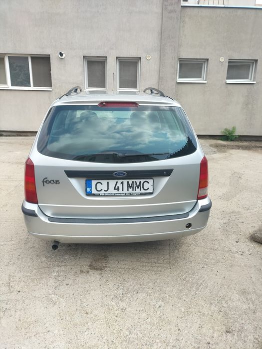 FORD Focus 2002 — imagine 3