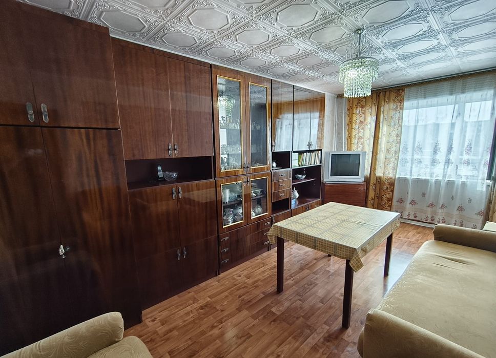 продается 2 ком  квартира