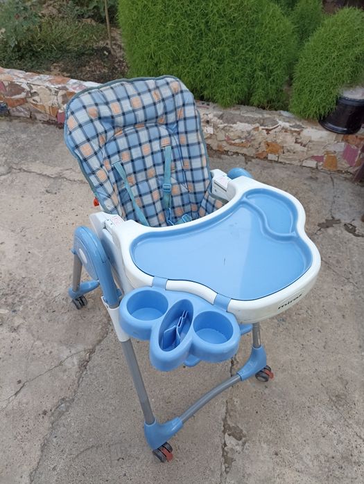 Детский кресло для кормления