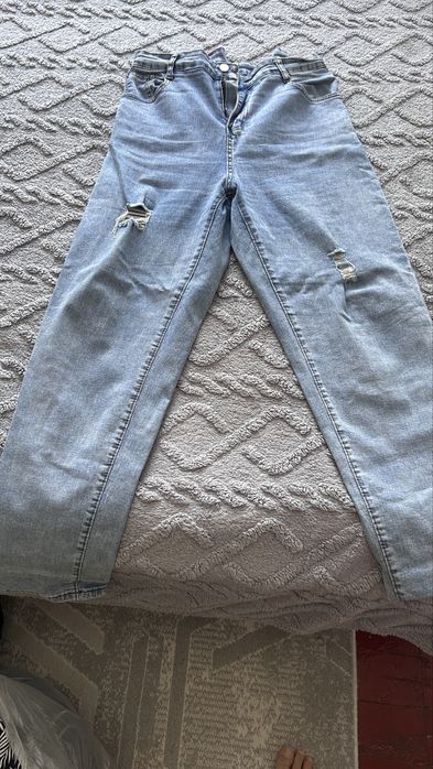 Женские вещи …….