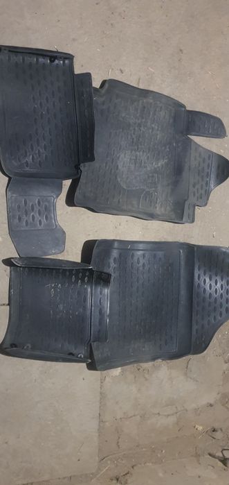 Полики на Киа Рио и Хендэ Акцент.