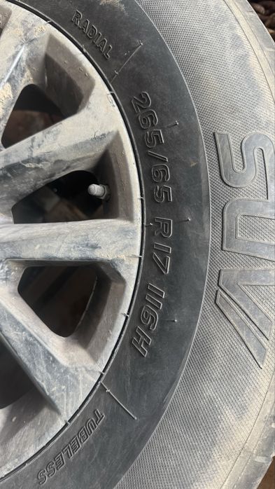 Продам диск с летный покрышки