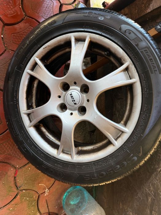 Jante aliaj Rial R16 4x100 (Renault, Dacia, Opel) + 2 cauciucuri ca NOI 205/55 R16 + 2 uzate