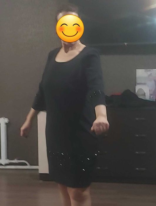 Продам платья женские