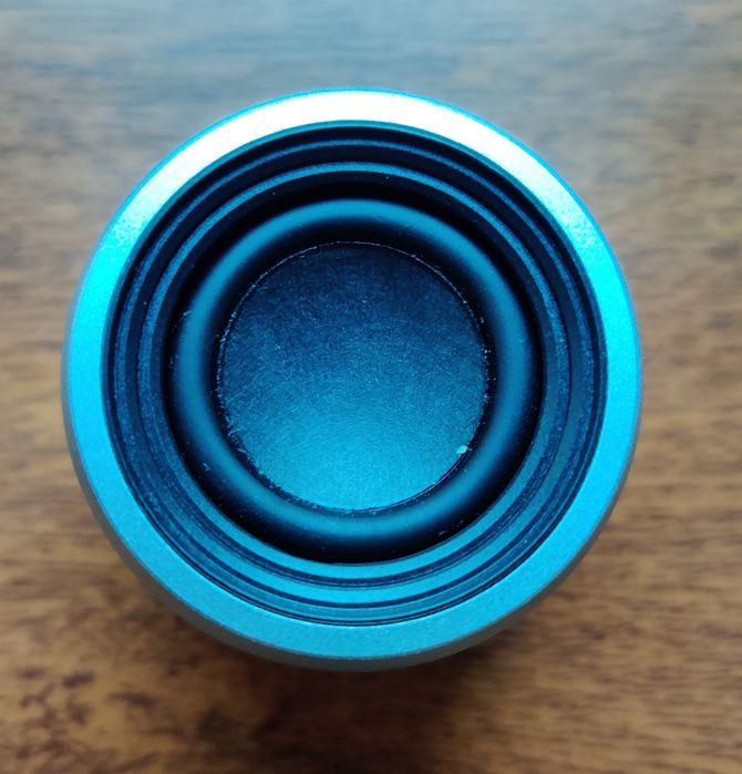 Boxa Bluetooth Aluminiu, nouă