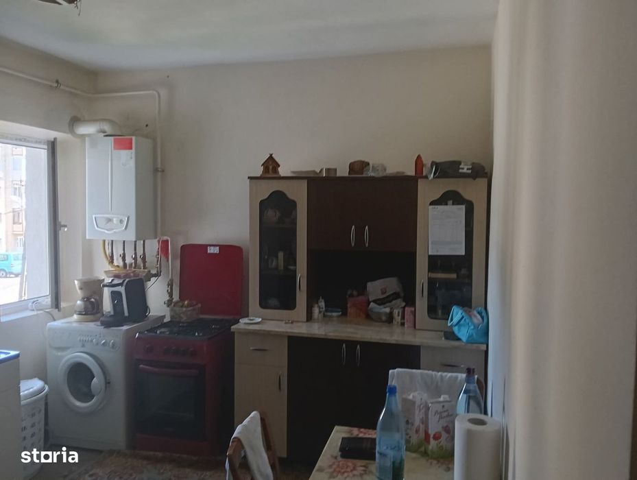 Apartament 4 camere/ Calimanesti / Etaj 2 /